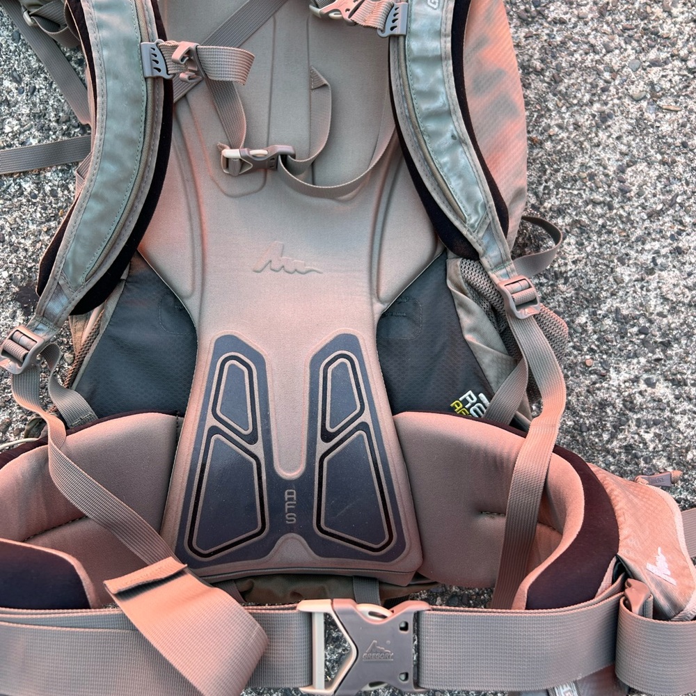 Gregory Deva 60 Backpack Internal Frame Response … - image 2
